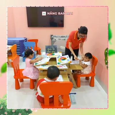 DÁN LÁ CHO CÂY, BÉ YÊU HỌC ĐIỀU HAY – ảnh 4