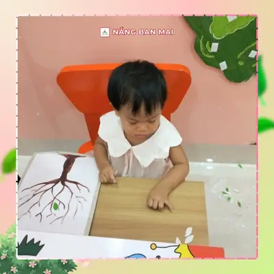DÁN LÁ CHO CÂY, BÉ YÊU HỌC ĐIỀU HAY – ảnh 9