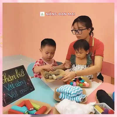 CHẠM LÀ BIẾT! BÉ HỌC PHÂN BIỆT VẬT CỨNG VÀ VẬT MỀM – ảnh 3