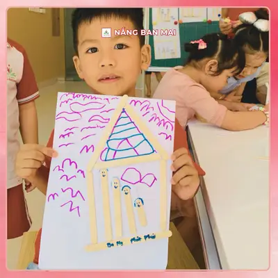 CẢ NHÀ THƯƠNG NHAU TRONG BỨC TRANH CỦA BÉ – ảnh 7