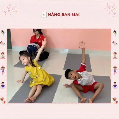YOGA CÙNG CÁC BÉ LỚP BLUE CHECKKK! – ảnh 9