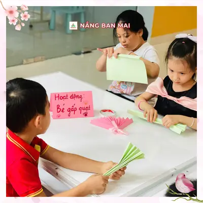 KHÉO TAY HAY LÀM, QUẠT XINH XUA TAN NẮNG VÀNG – ảnh 6